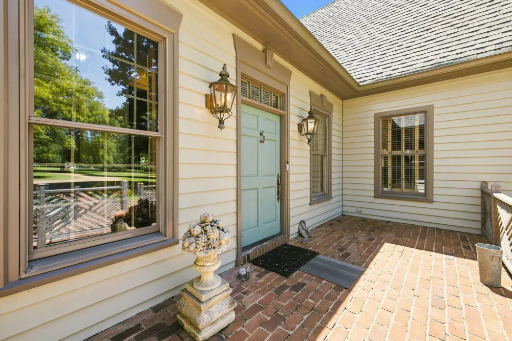 212 Kippsford Pond Rd Columbia, TN 38401