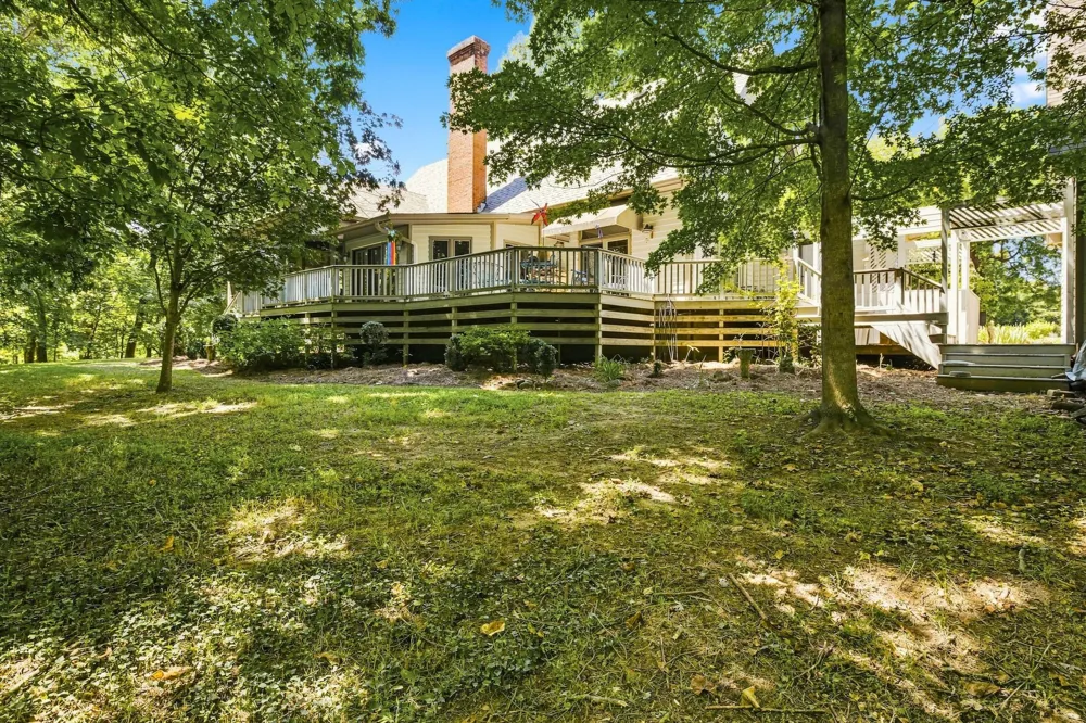 212 Kippsford Pond Rd Columbia, TN 38401