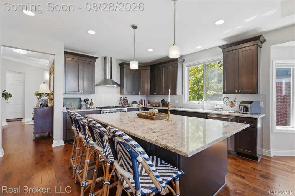 8310 Stoney Creek Drive Green Oak Township, MI 48178