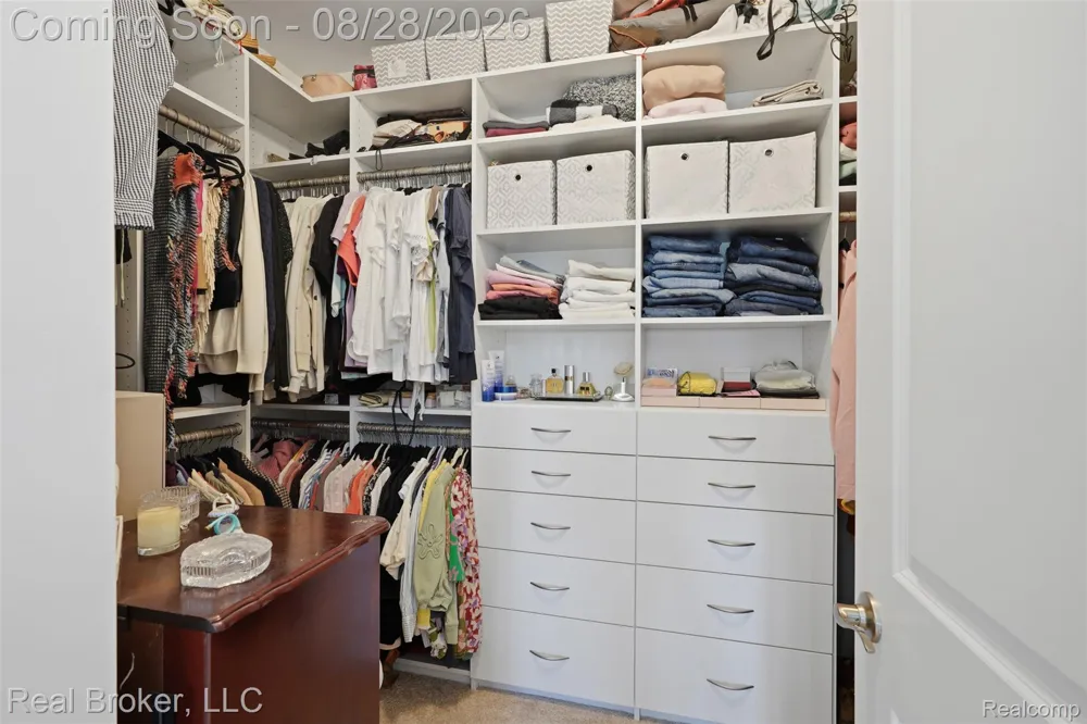 8310 Stoney Creek Drive Green Oak Township, MI 48178