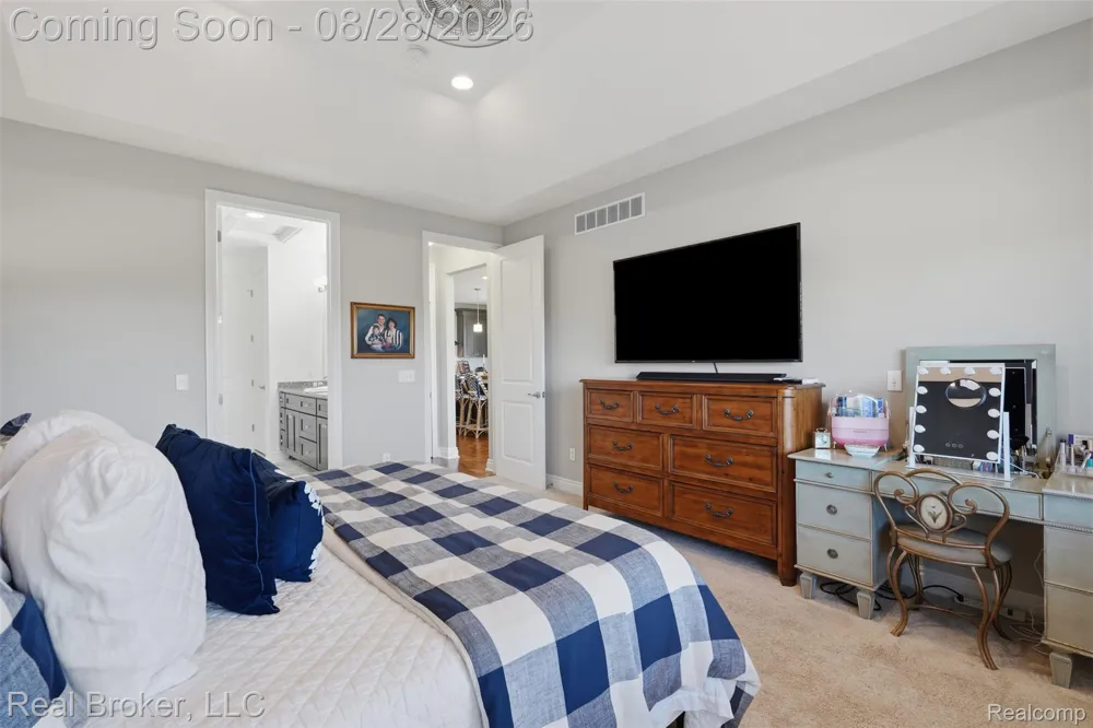 8310 Stoney Creek Drive Green Oak Township, MI 48178