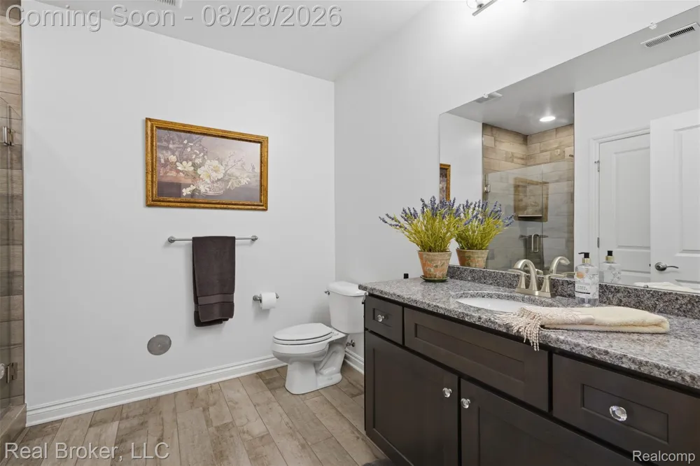 8310 Stoney Creek Drive Green Oak Township, MI 48178