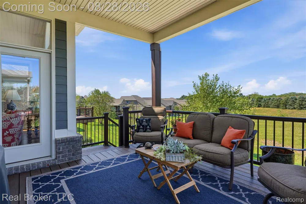 8310 Stoney Creek Drive Green Oak Township, MI 48178