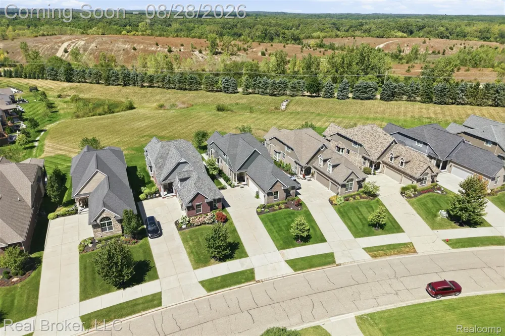 8310 Stoney Creek Drive Green Oak Township, MI 48178