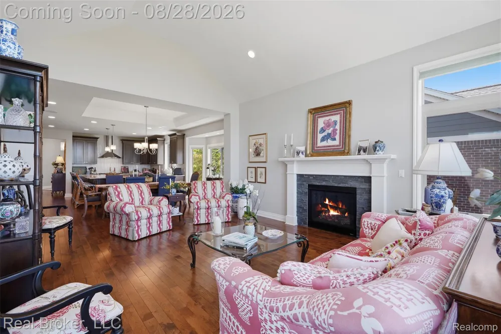 8310 Stoney Creek Drive Green Oak Township, MI 48178