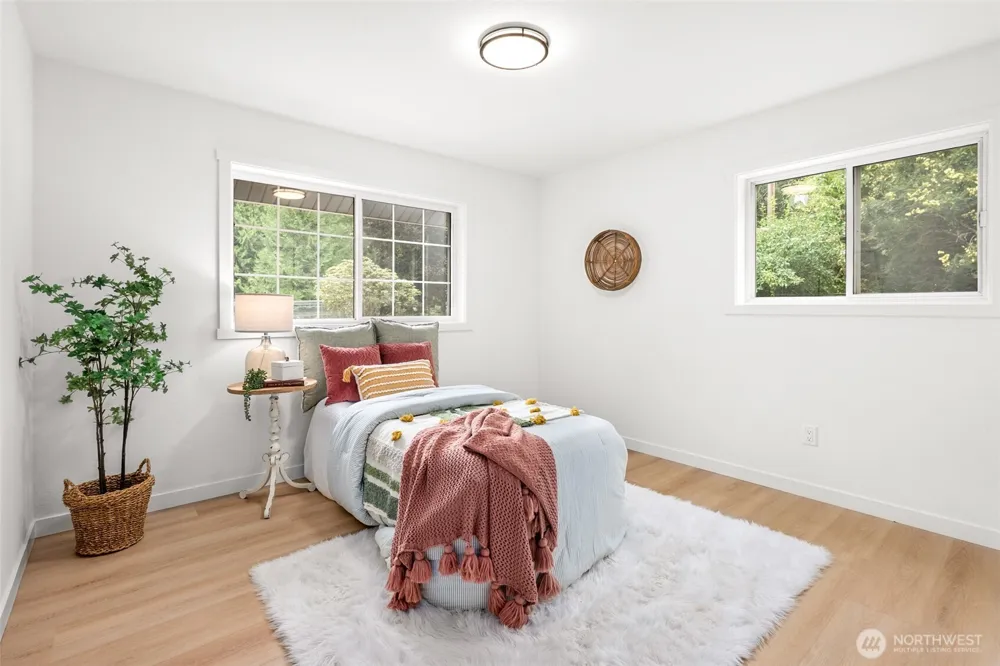 25015 55th Avenue NE Arlington, WA 98223