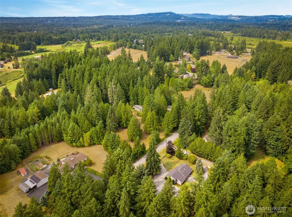 25015 55th Avenue NE Arlington, WA 98223