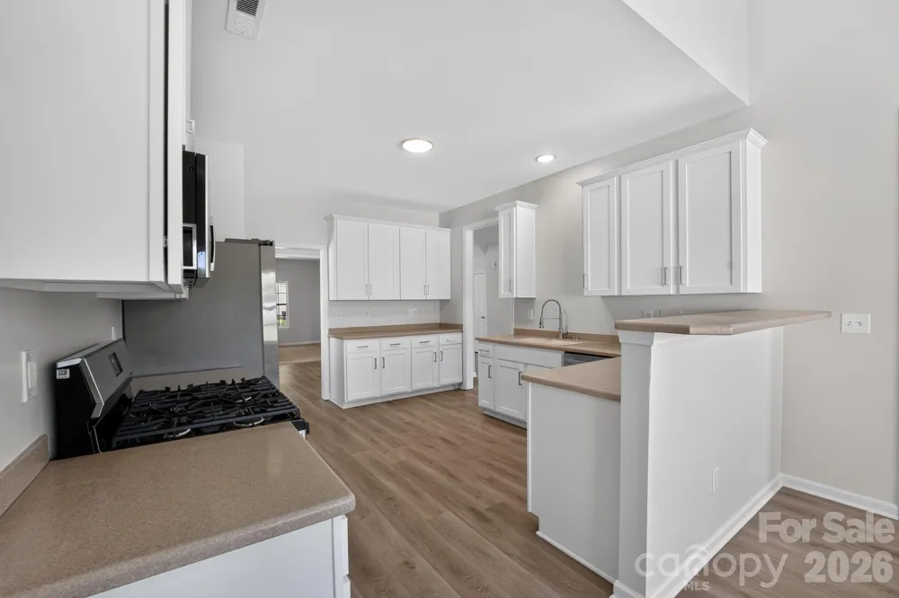 3006 Royal Troon Drive Matthews, NC 28104