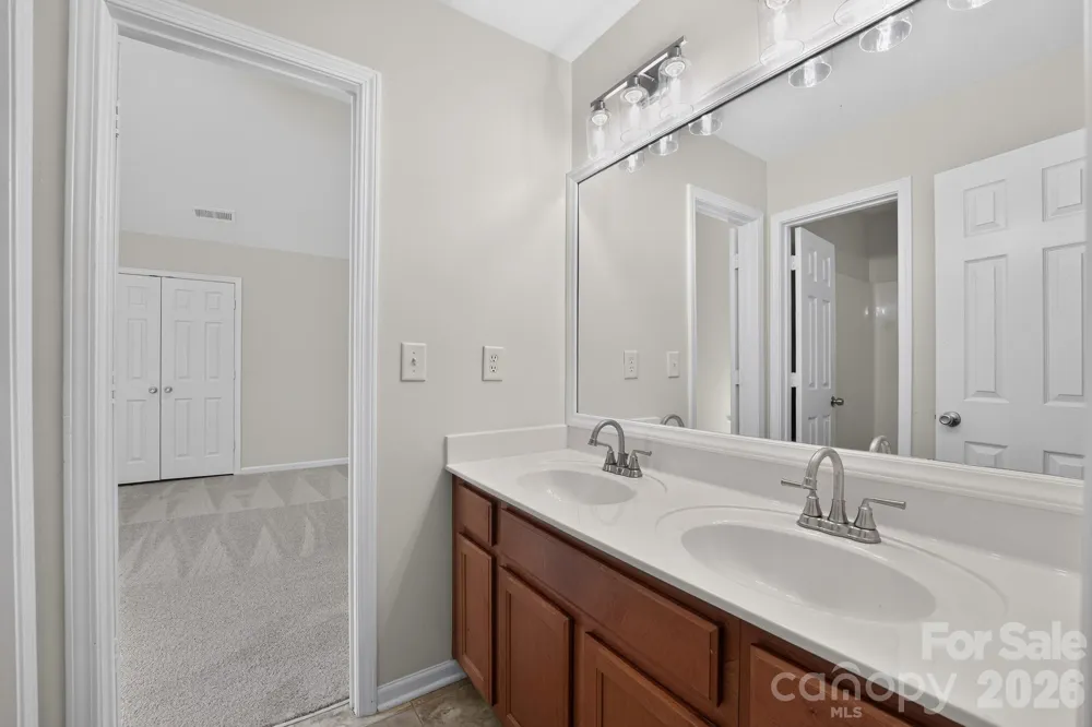 3006 Royal Troon Drive Matthews, NC 28104