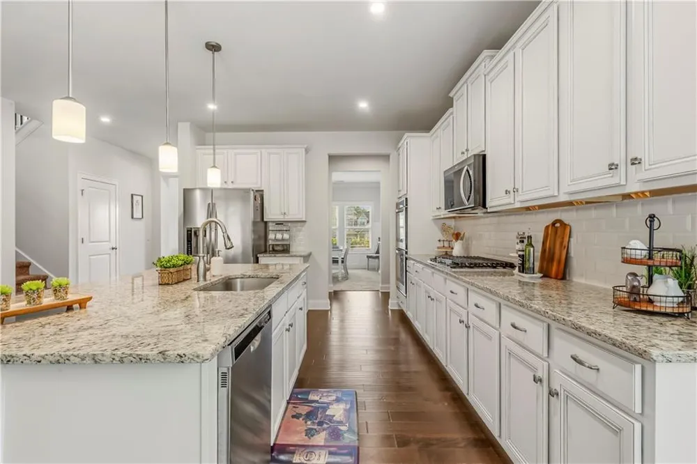 40 Lakewood Court SE Cartersville, GA 30120