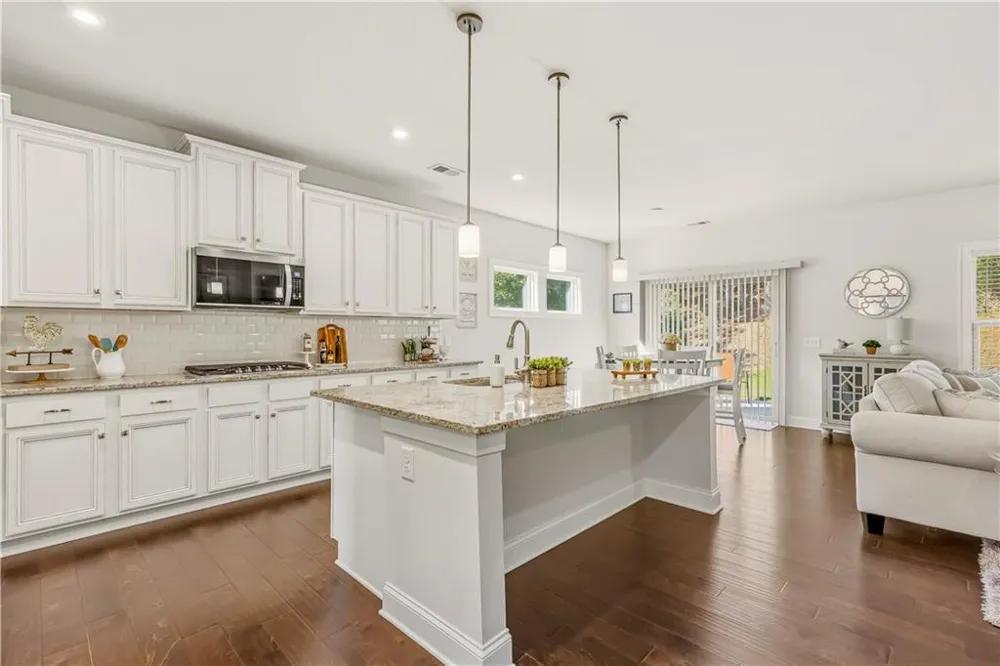 40 Lakewood Court SE Cartersville, GA 30120