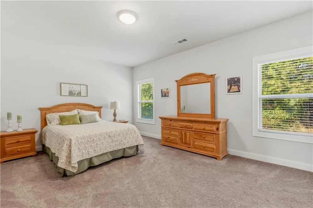 40 Lakewood Court SE Cartersville, GA 30120