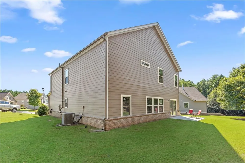 40 Lakewood Court SE Cartersville, GA 30120