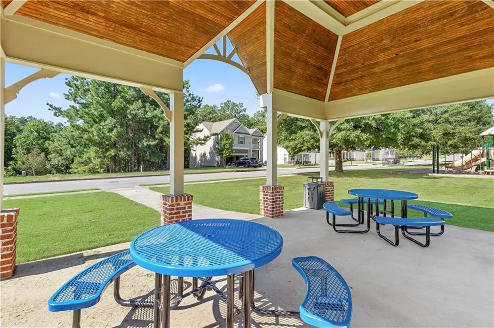 40 Lakewood Court SE Cartersville, GA 30120
