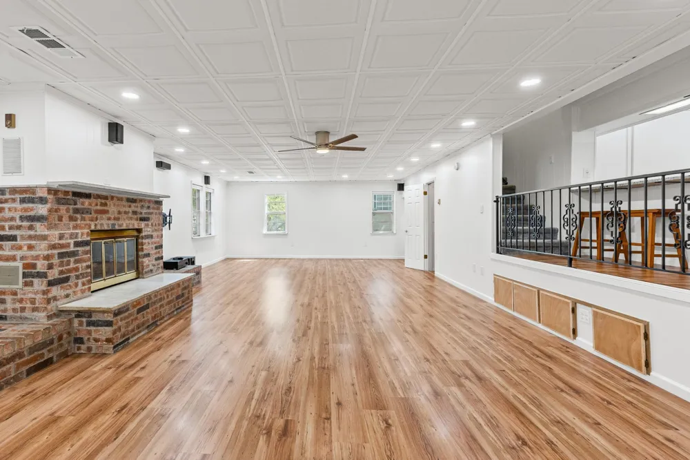 3821 Pine Street Greenville, TX 75401