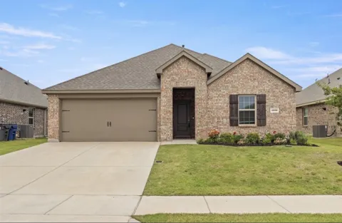 1602 Maple Ridge Drive