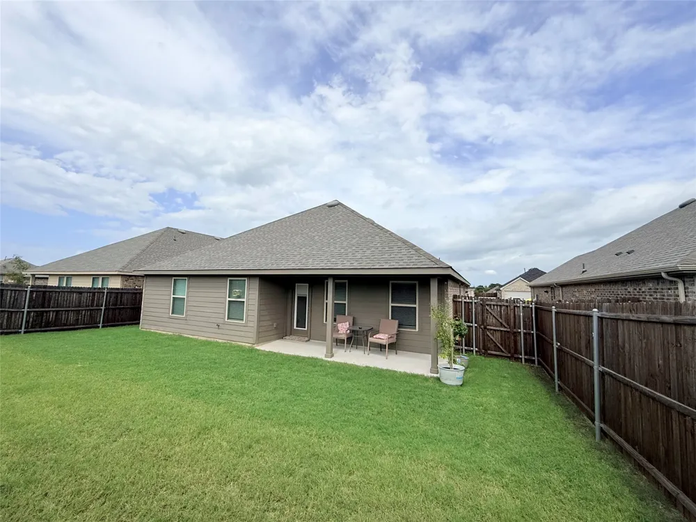 1602 Maple Ridge Drive Princeton, TX 75407