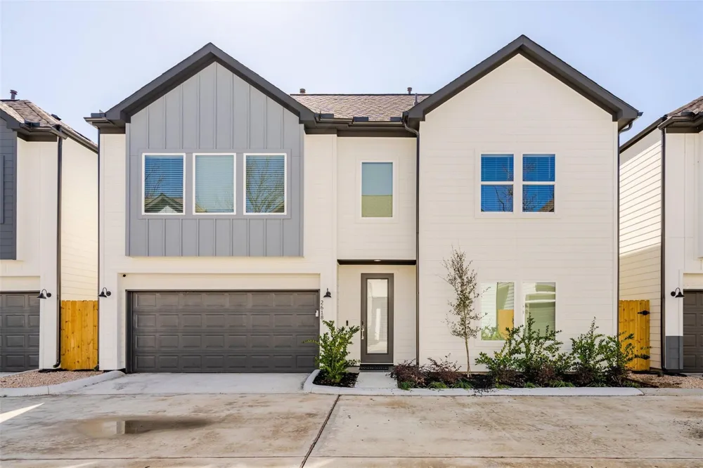 2618 Huntington Creek Lane Houston, TX 77093
