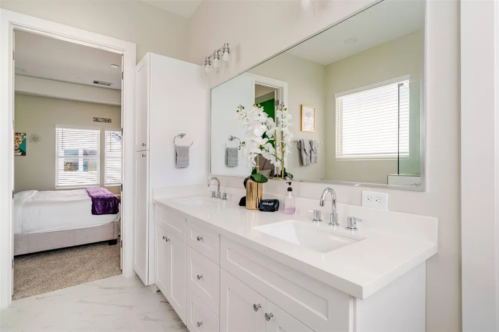 2618 Huntington Creek Lane Houston, TX 77093