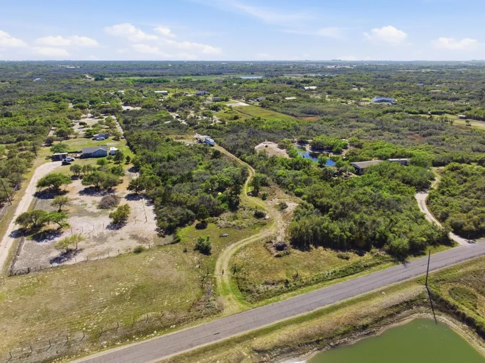 811 W Moore Avenue Aransas Pass, TX 78336