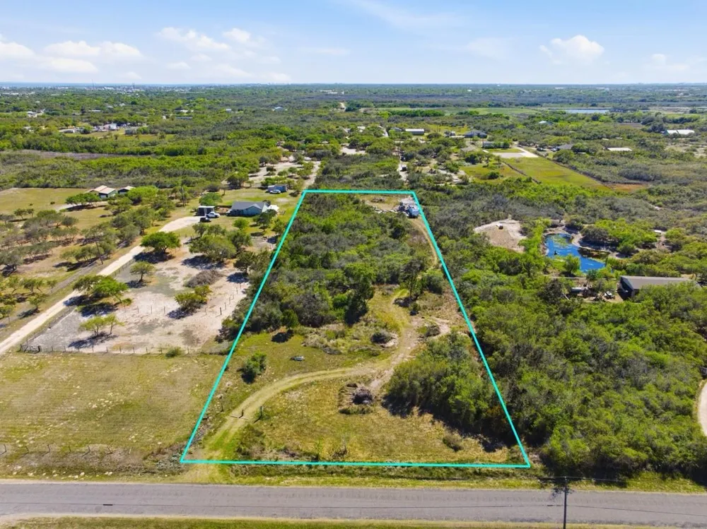 811 W Moore Avenue Aransas Pass, TX 78336