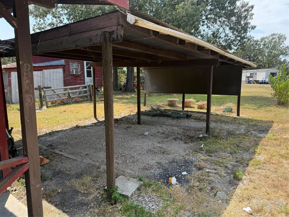 239 Sycamore Ridge Onalaska, TX 77360