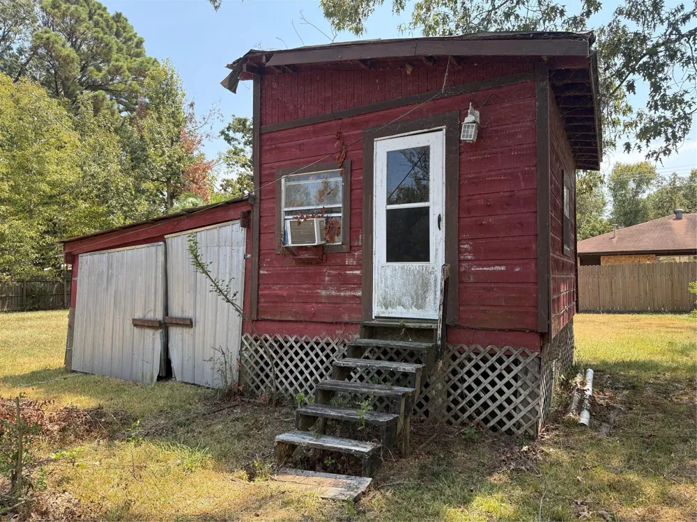 239 Sycamore Ridge Onalaska, TX 77360
