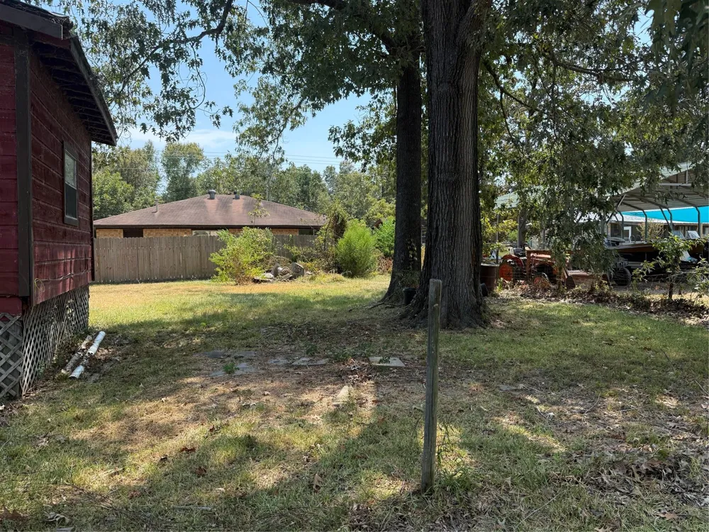 239 Sycamore Ridge Onalaska, TX 77360