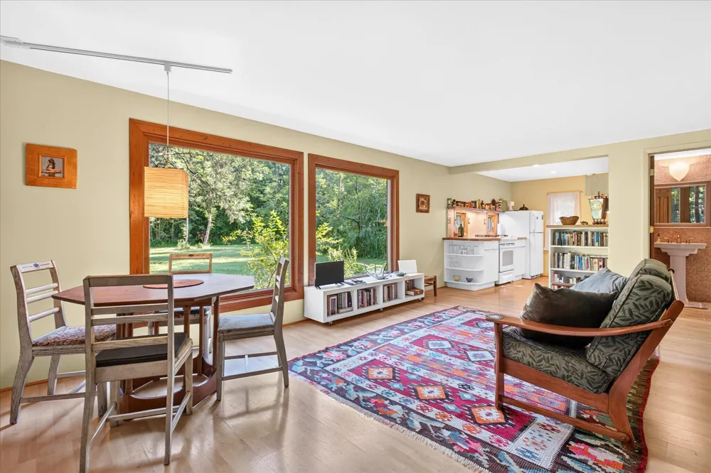 7841 W East Road Three Oaks, MI 49128