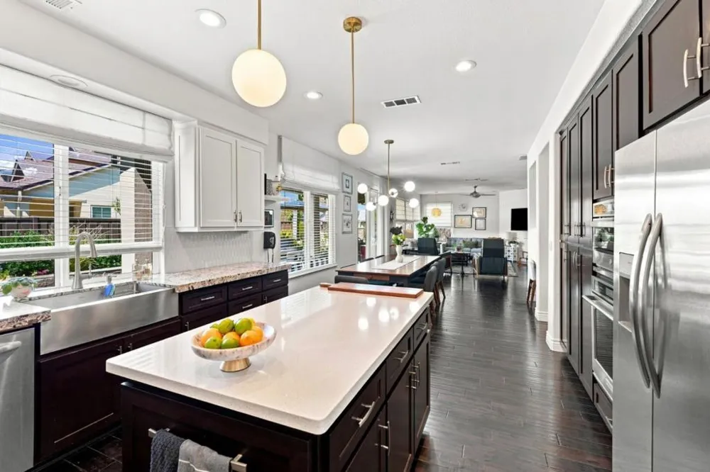 1320 Eastlake Circle Tracy, CA 95304