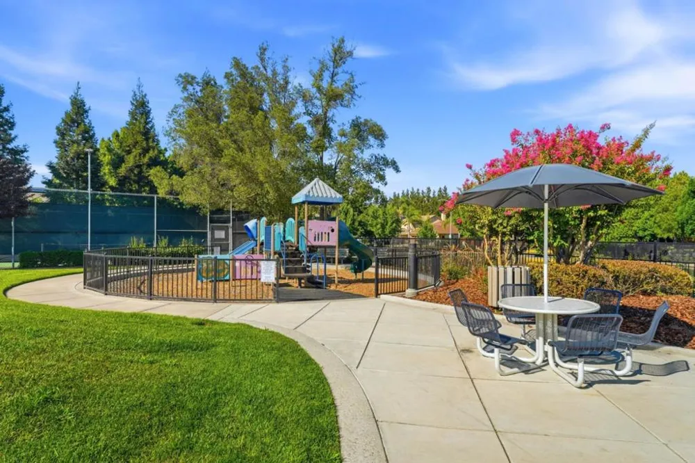1320 Eastlake Circle Tracy, CA 95304