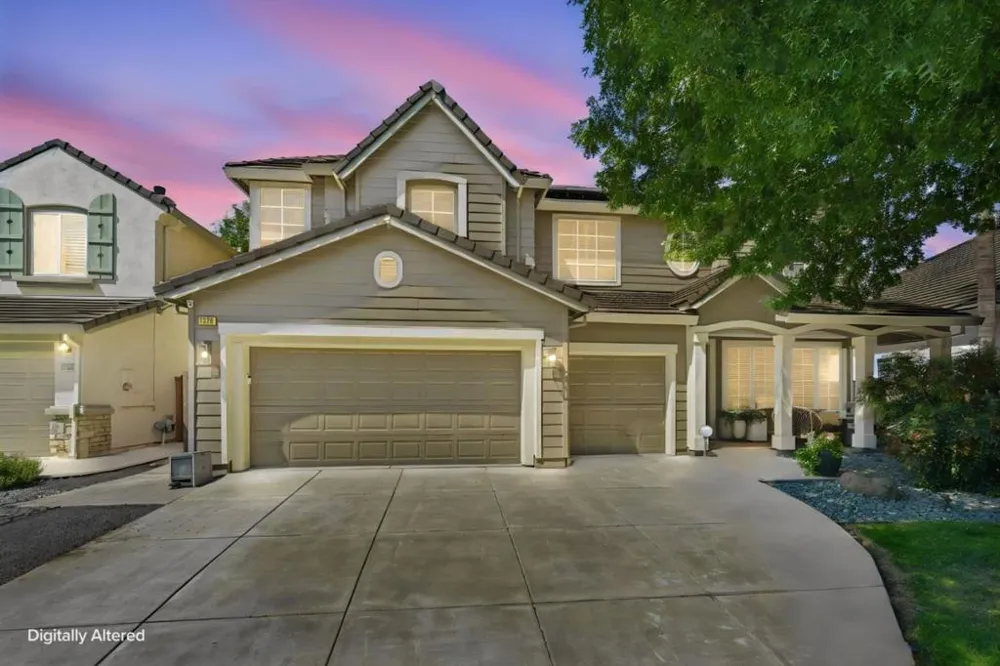 1320 Eastlake Circle Tracy, CA 95304