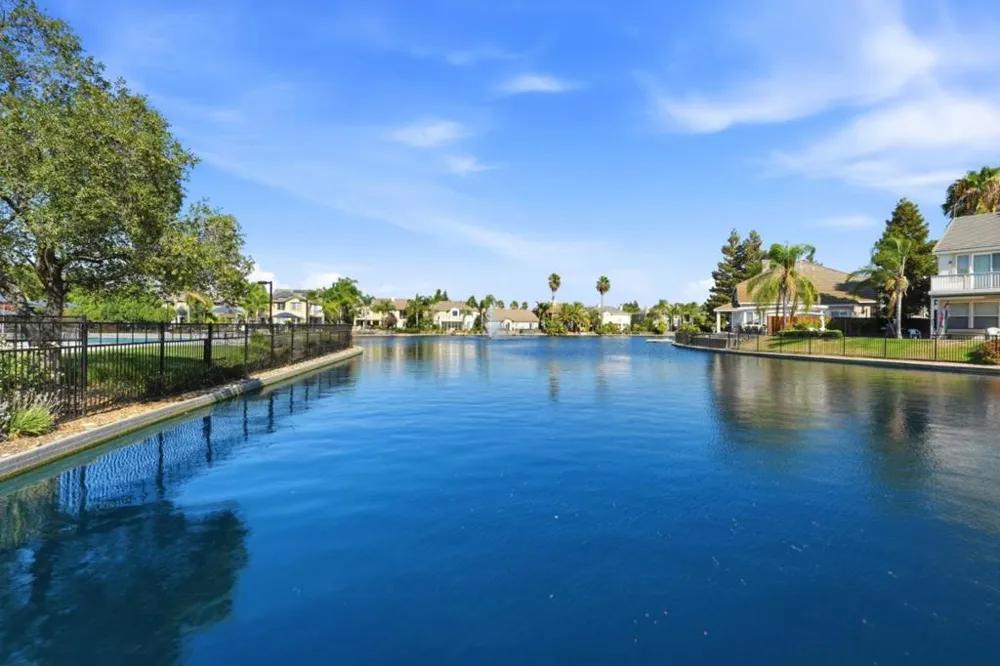 1320 Eastlake Circle Tracy, CA 95304