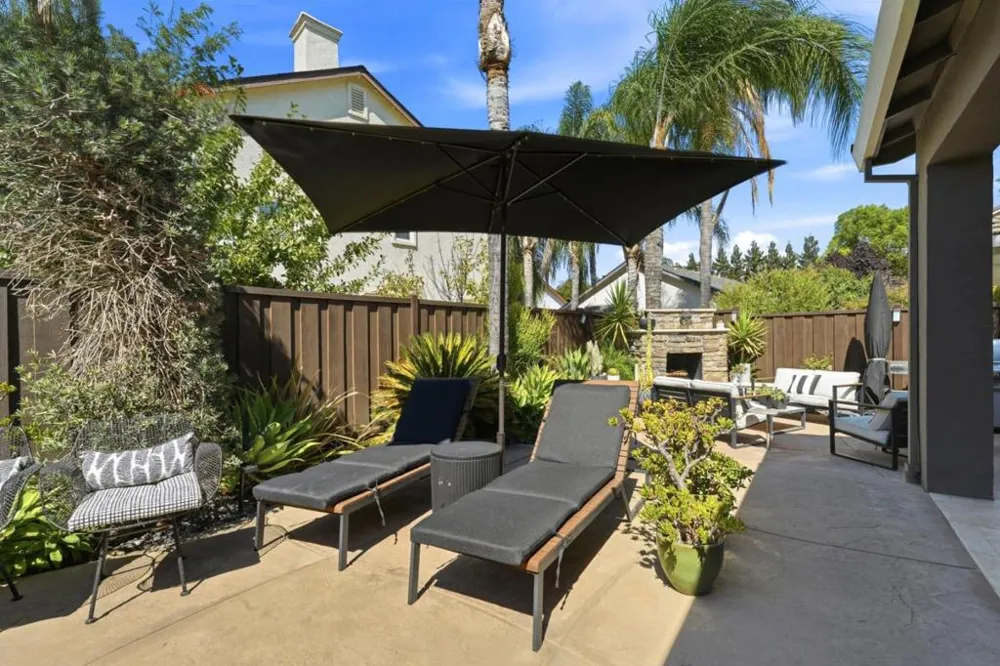 1320 Eastlake Circle Tracy, CA 95304