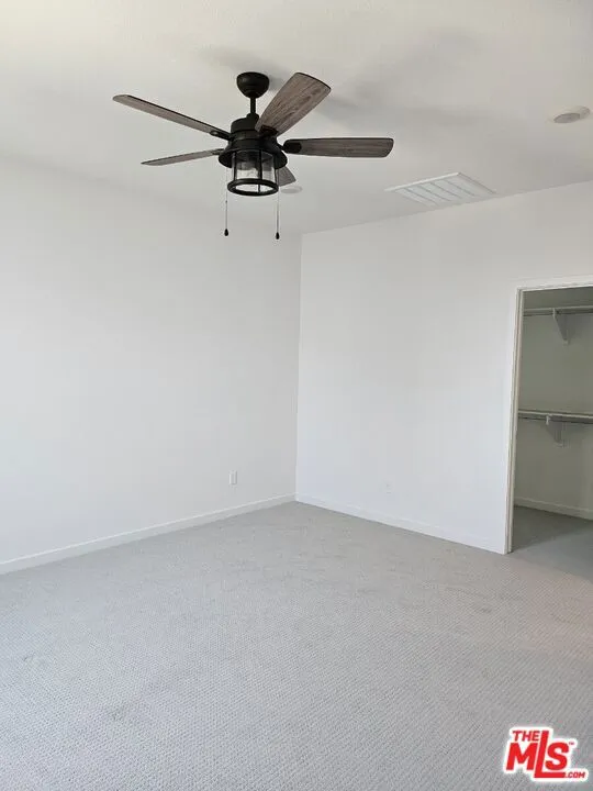 27010 Tanager Lane Valencia, CA 91381