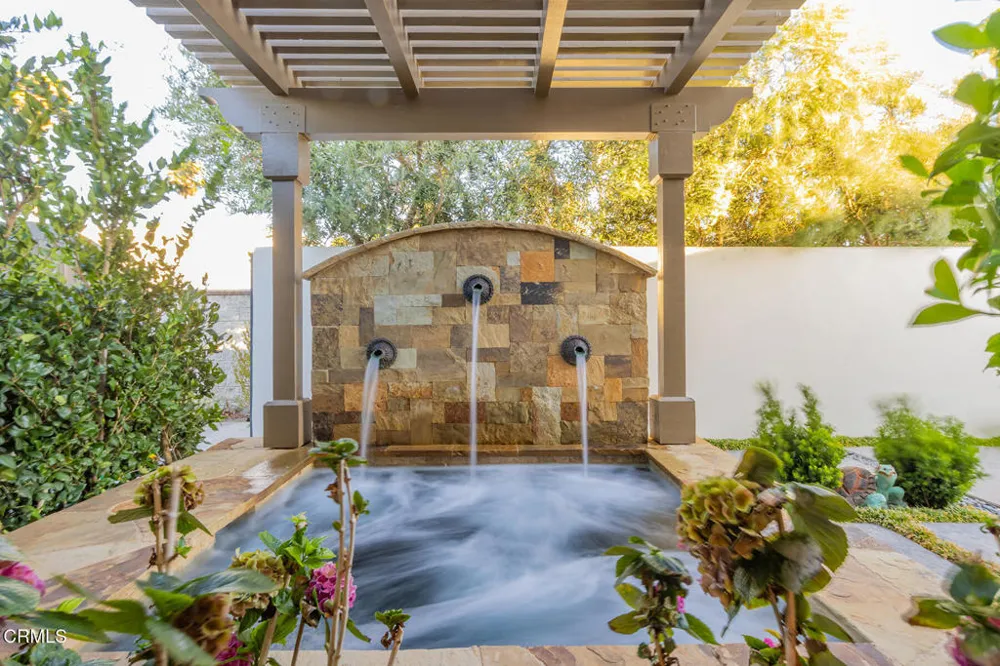 5106 Seabreeze Way Oxnard, CA 93035