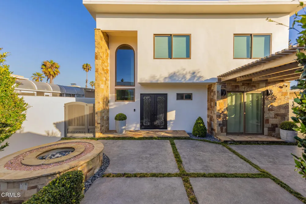 5106 Seabreeze Way Oxnard, CA 93035