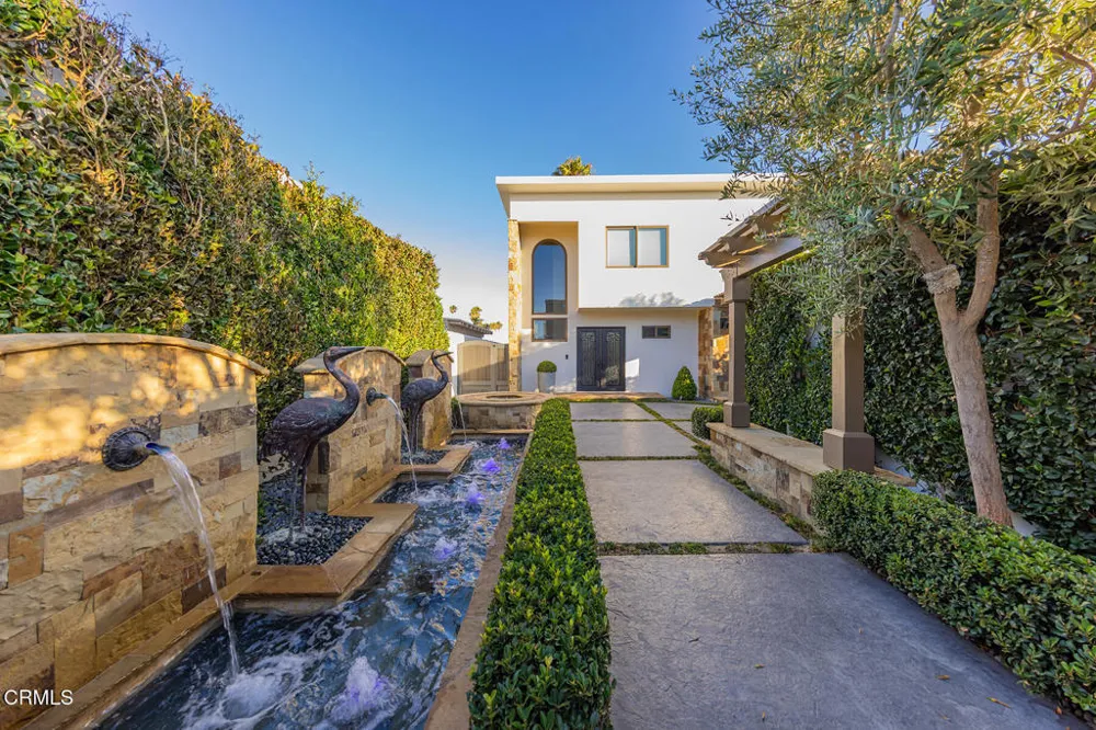 5106 Seabreeze Way Oxnard, CA 93035