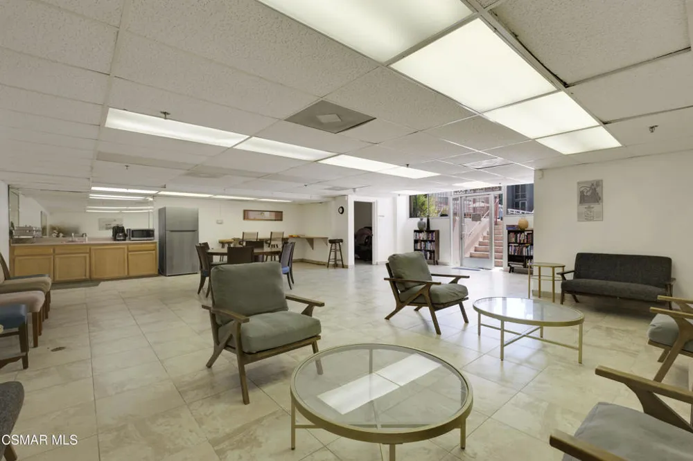 4915 Tyrone Avenue #125 Sherman Oaks, CA 91423