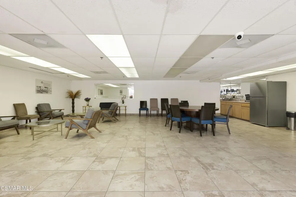 4915 Tyrone Avenue #125 Sherman Oaks, CA 91423