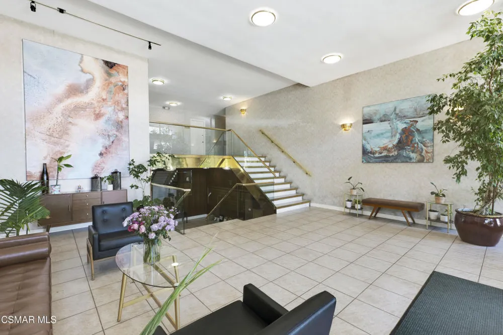 4915 Tyrone Avenue #125 Sherman Oaks, CA 91423