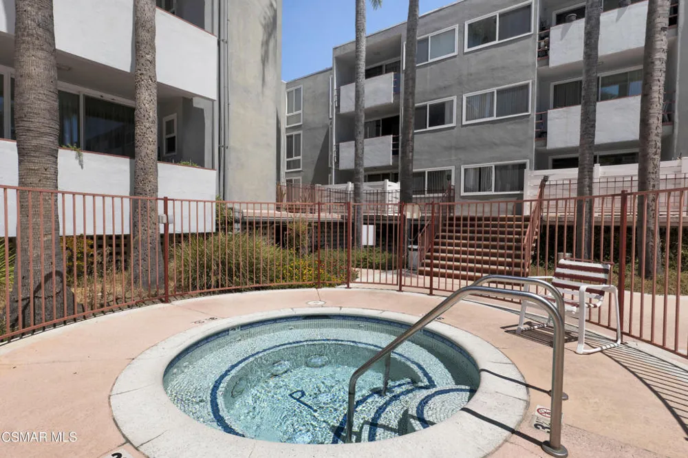 4915 Tyrone Avenue #125 Sherman Oaks, CA 91423