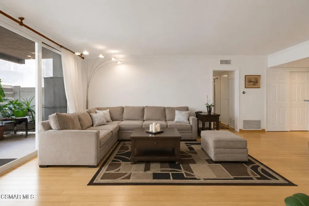 4915 Tyrone Avenue #125 Sherman Oaks, CA 91423