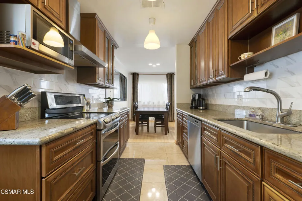 4915 Tyrone Avenue #125 Sherman Oaks, CA 91423