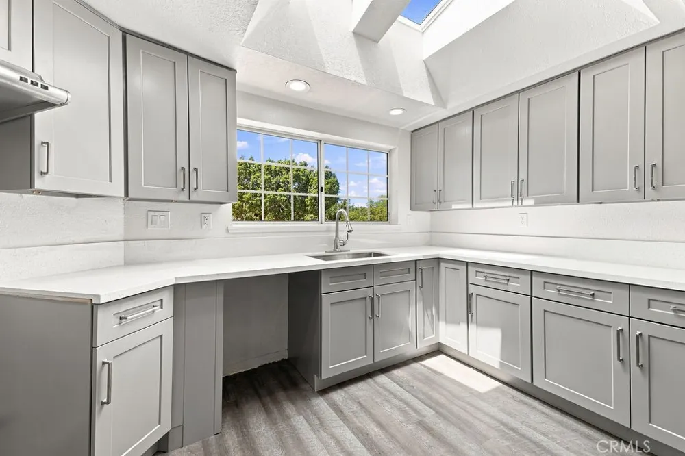 8173 Bandicoot Trail Hesperia, CA 92344