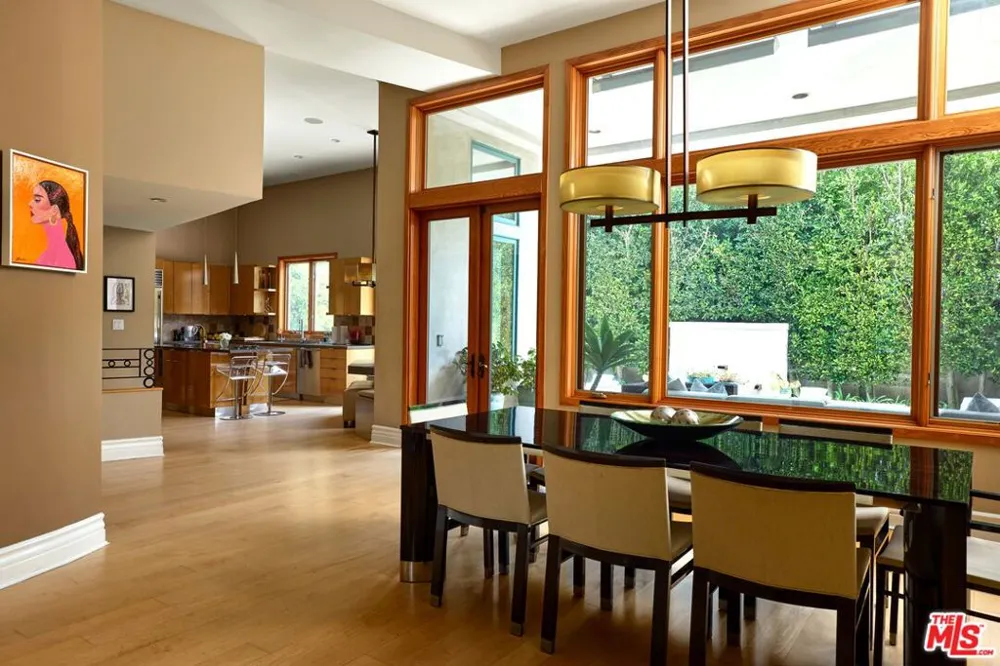 12960 San Vicente Boulevard Los Angeles, CA 90049