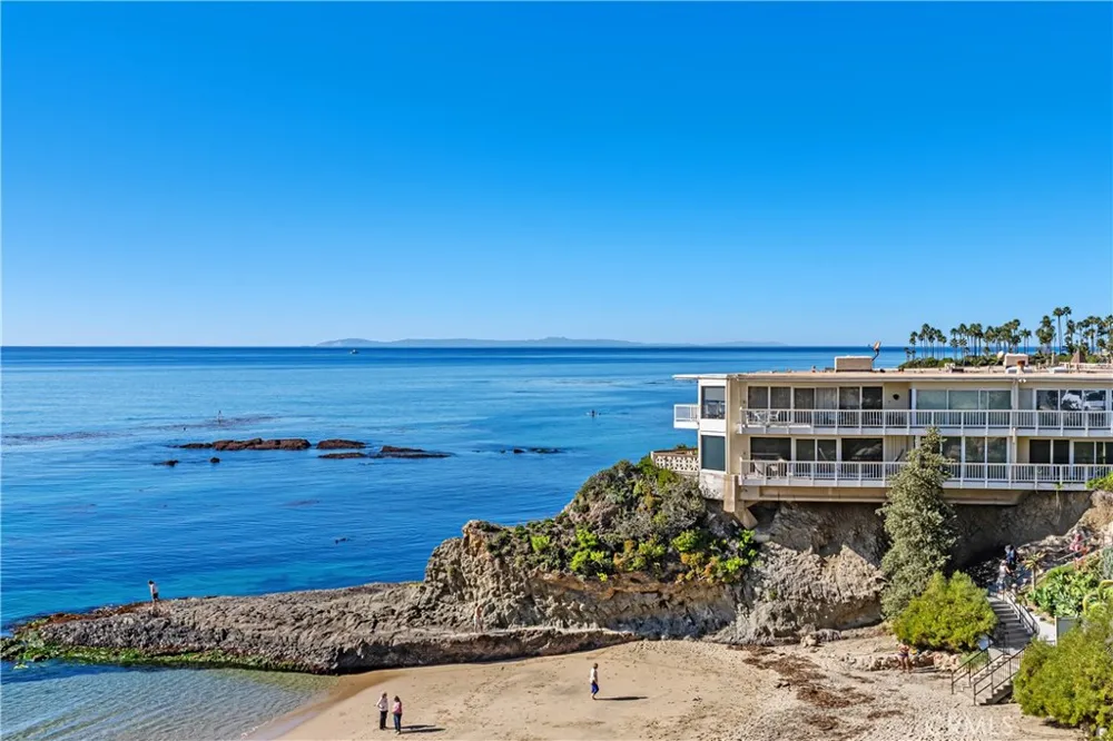 631 Cliff Laguna Beach, CA 92651