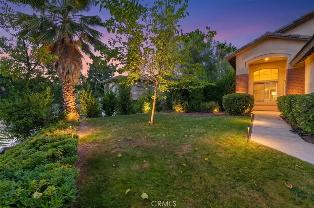4 Bella Firenze Lake Elsinore, CA 92532