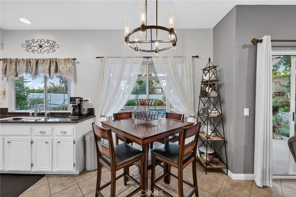 4 Bella Firenze Lake Elsinore, CA 92532
