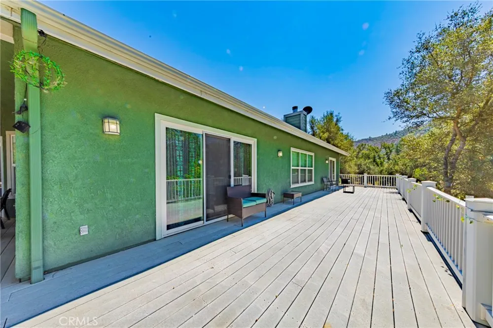 41282 Singing Hills Ahwahnee, CA 93601